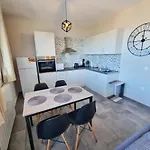 Apartman Labros Sea View