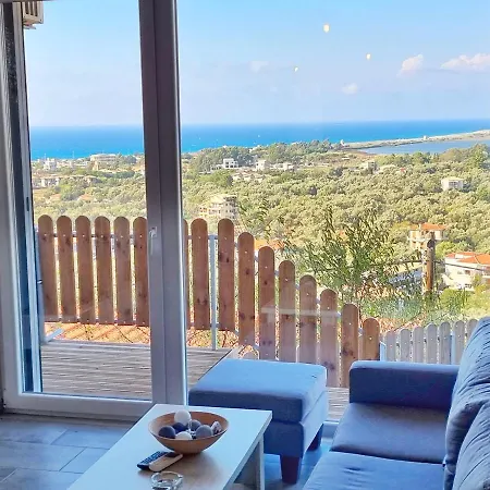 Labros Sea View Апартаменты